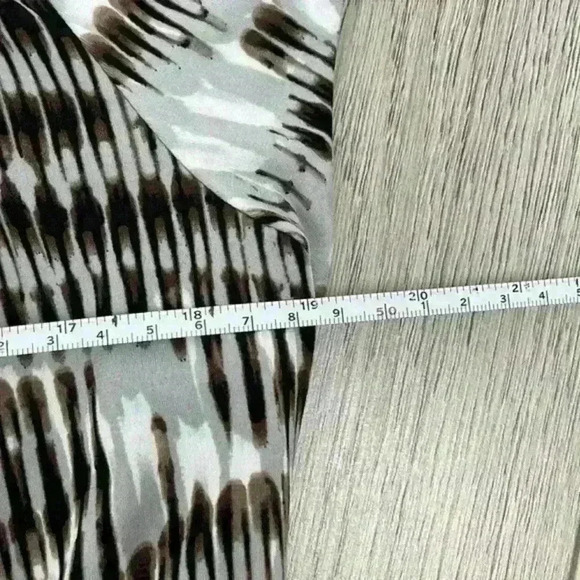 Worthington Short Sleeve Blouse Size PL - Picture 7 of 8